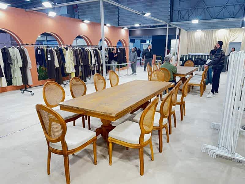 CNR Fuar İçin Masa Sandalye Kiralama